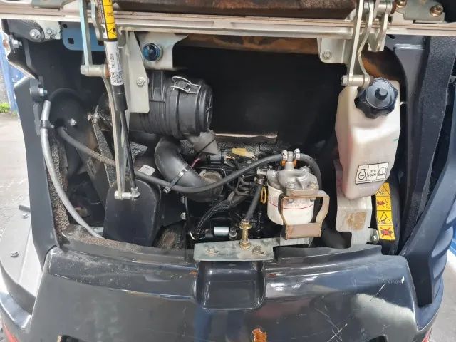 Mini Escavadeira Bobcat Mod. E27z Ano 2023 382.9hs+borracha - Foto 6