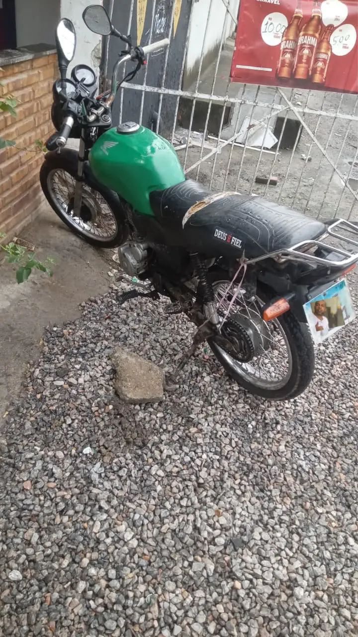 Titan 125  - Foto 3