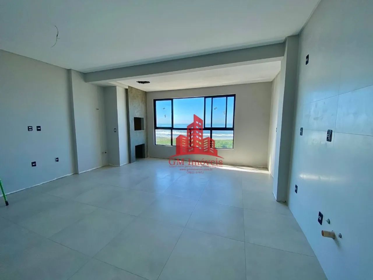 Apartamento | Venda | Meia Praia
