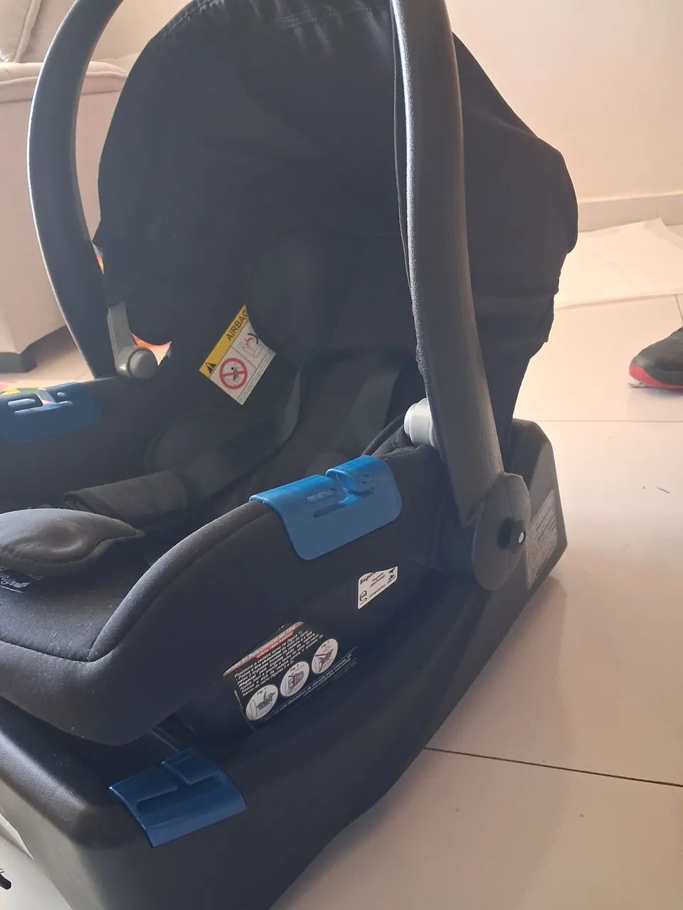 Carrinho + bebê conforto + base de carro - Foto 4