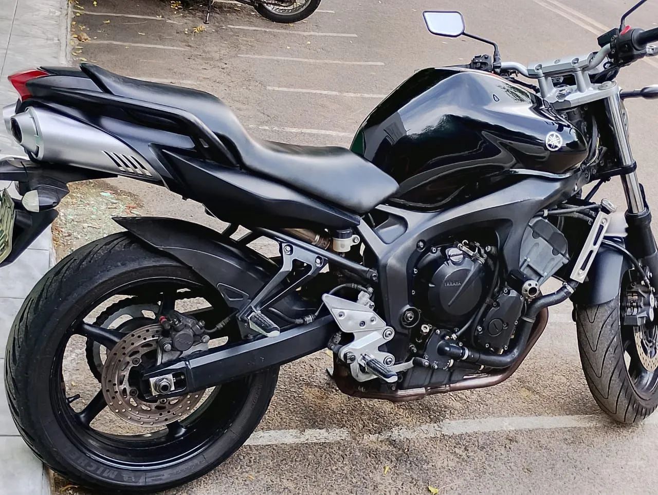 Fazer 600 - Foto 3