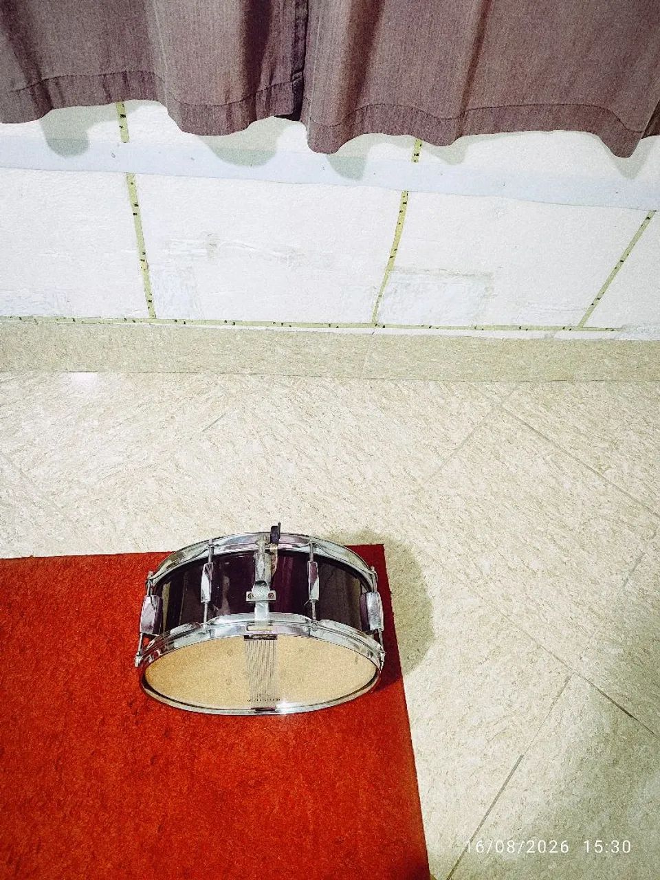 Caixa de bateria 14 polegadas  8 afinação usada perfeita sem marca  - Foto 4