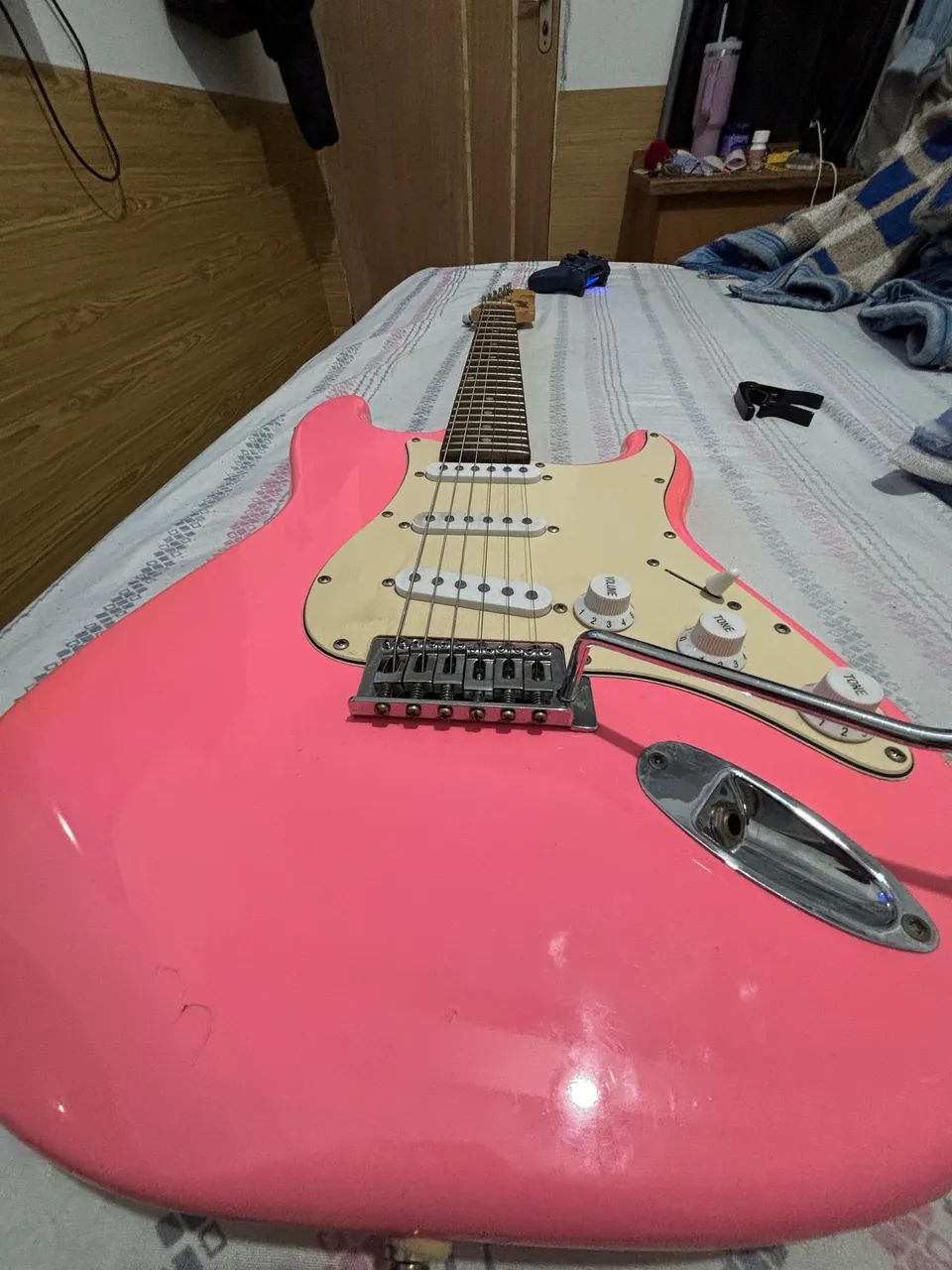 Guitarra Mg32 rosa + Capa  - Foto 2