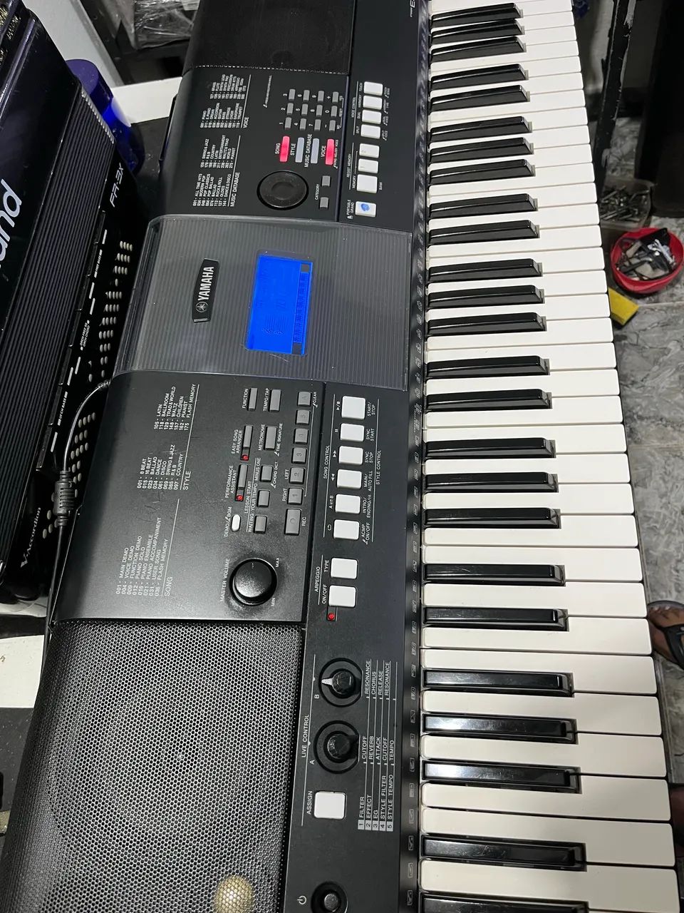 Yamaha psre423 - Foto 3