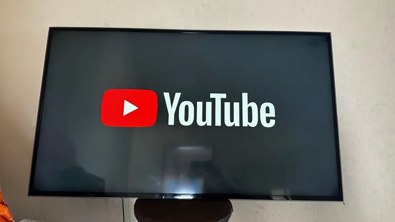 Smart TV LED Samsung 48 Polegadas, Aplicativos - Netflix YouTube  - Foto 4