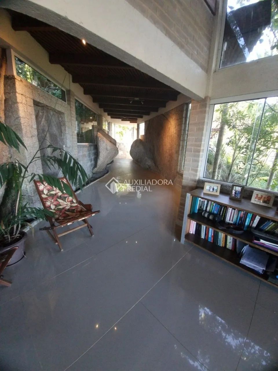 Casa com 3 quartos em meio a natureza - Foto 4