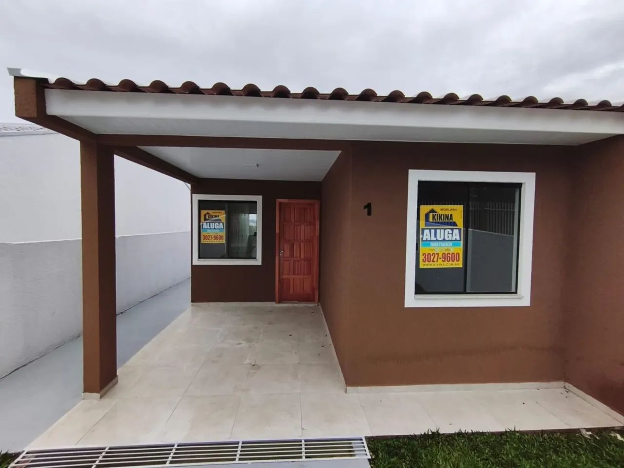 CASA À VENDA NO NEVES