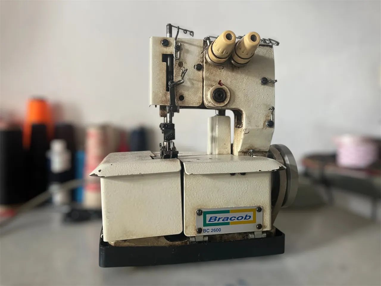 Maquina galoneira
