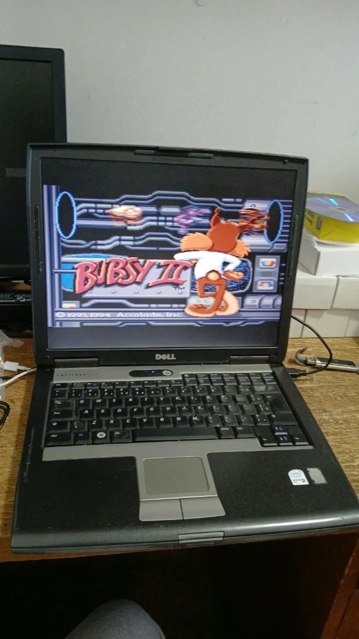 Notebook Dell com Porta Serial e Batocera linux - Foto 2