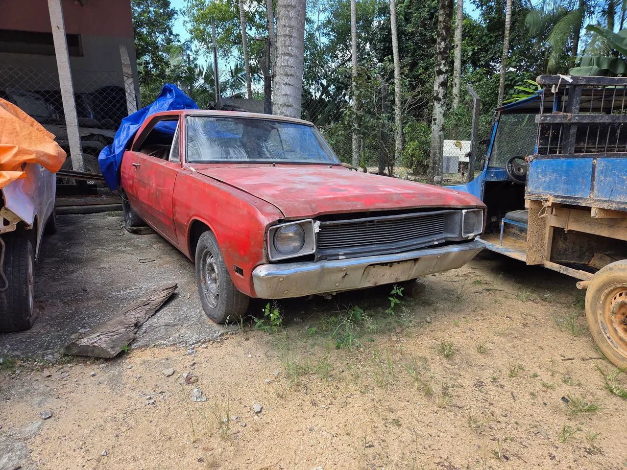 Dodge Dart Sedan Luxo 1976