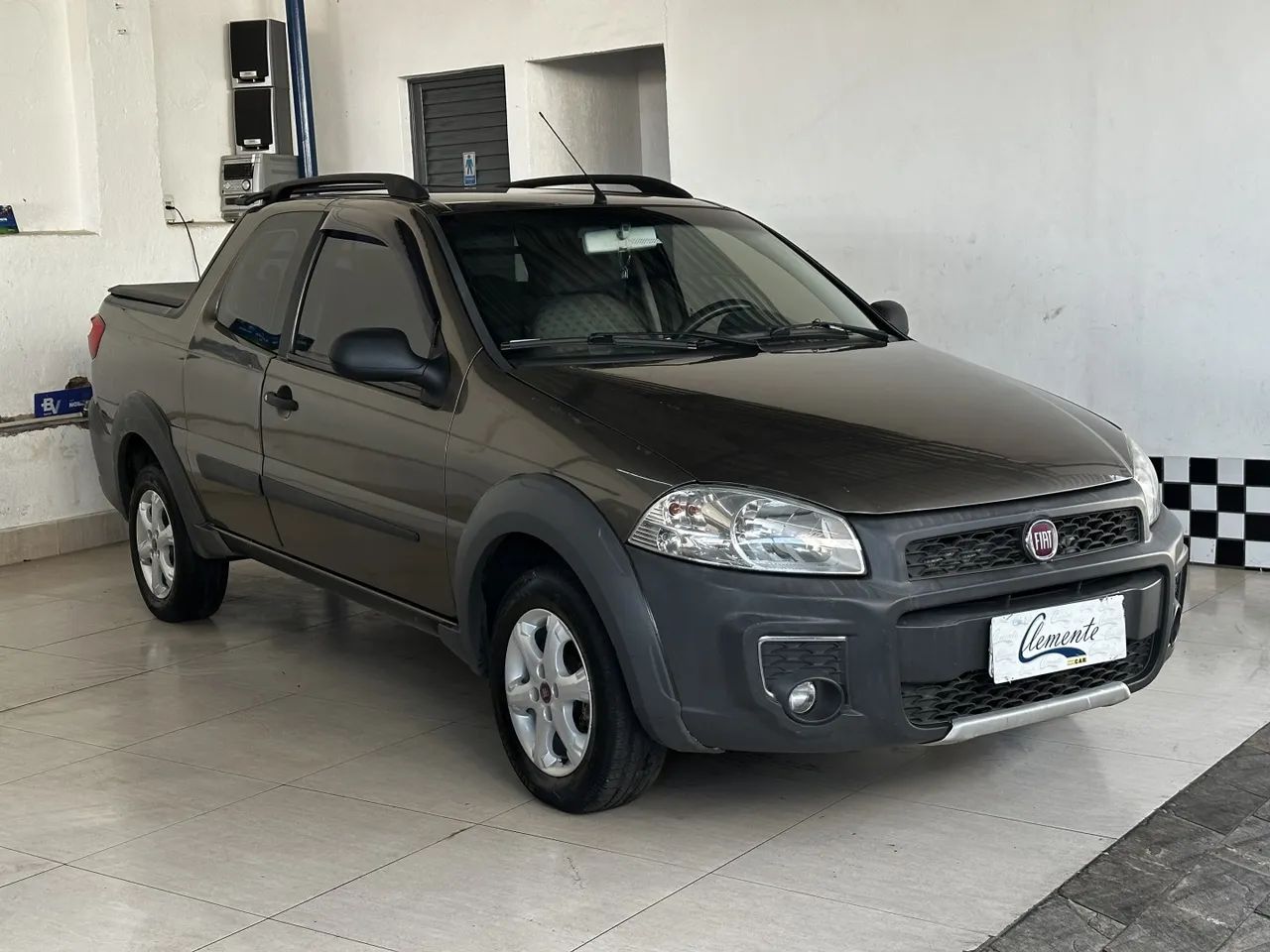 Fiat Strada Working Celeb.1.4 Fire Flex 8V CD 2015 - Foto 3
