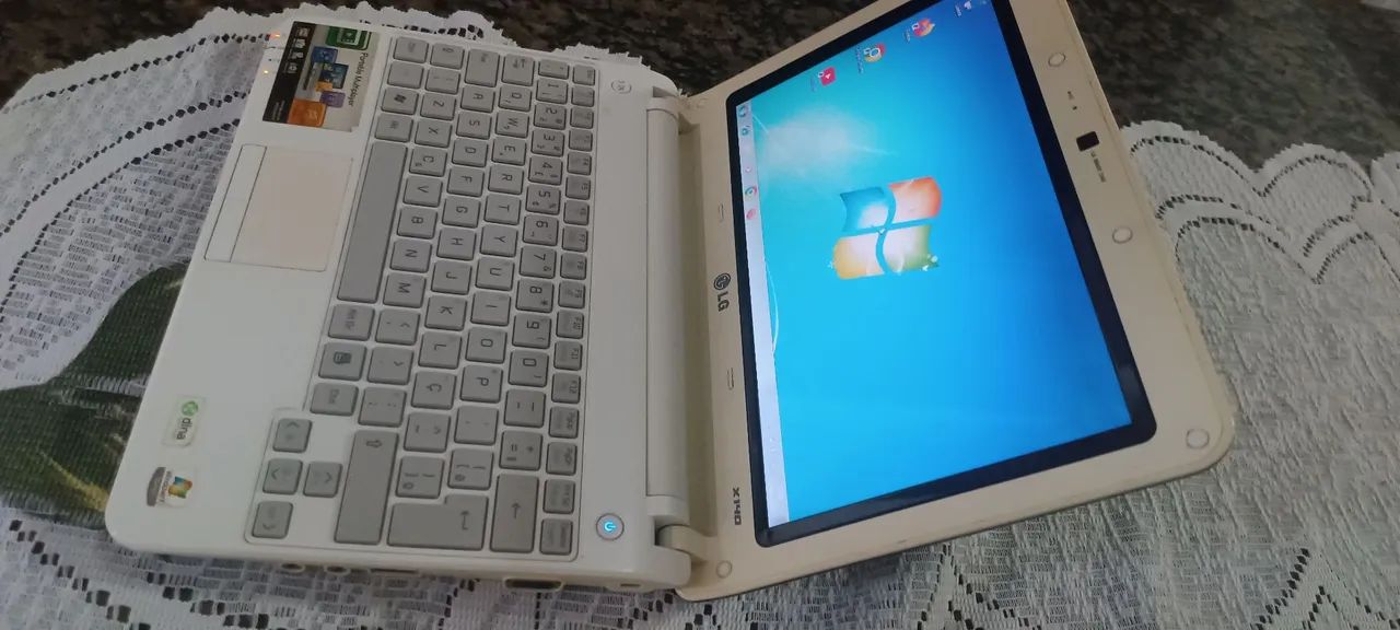 NOTEBOOK MINI LG X140 SSD 120 GB
