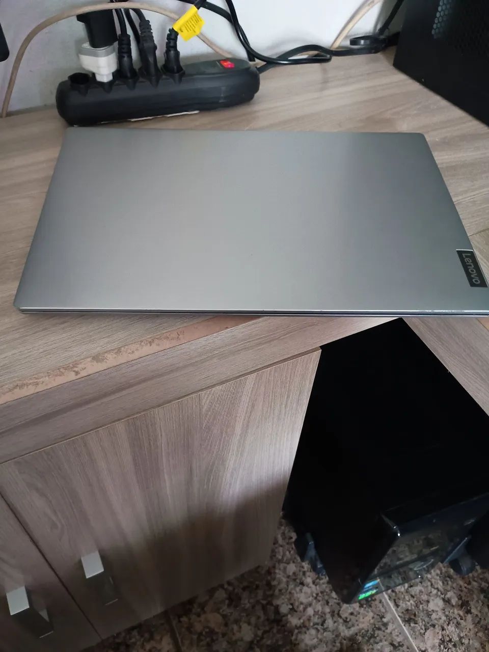 Notebook Lenovo 145S  - Foto 2
