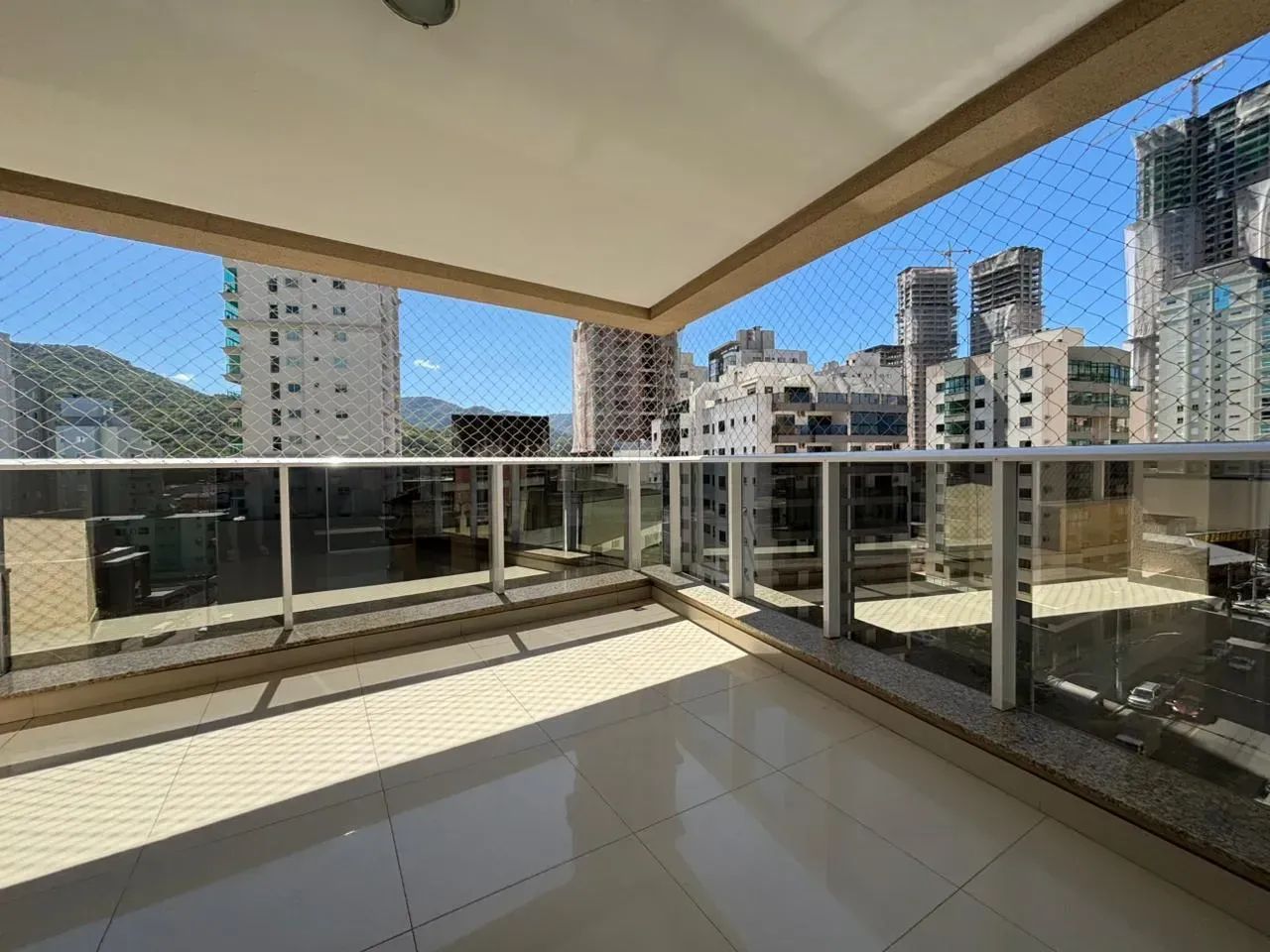 Apartamento quadra mar no Centro de Itapema - Foto 5