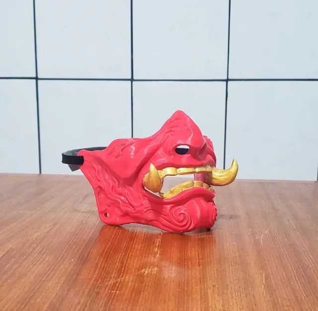 MÁSCARA SAMURAI ONI - VERMELHO E DOURADO - Foto 3