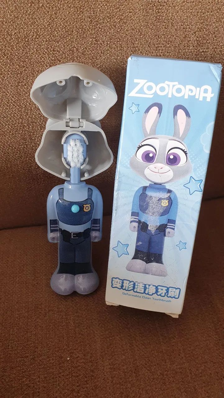 Escova  de Dentes Infantil tema Zootopia - Foto 2