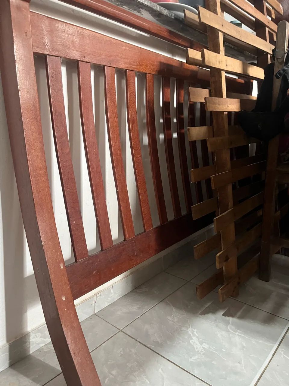 CAMA MADEIRA DE GRAVATA CASAL 
