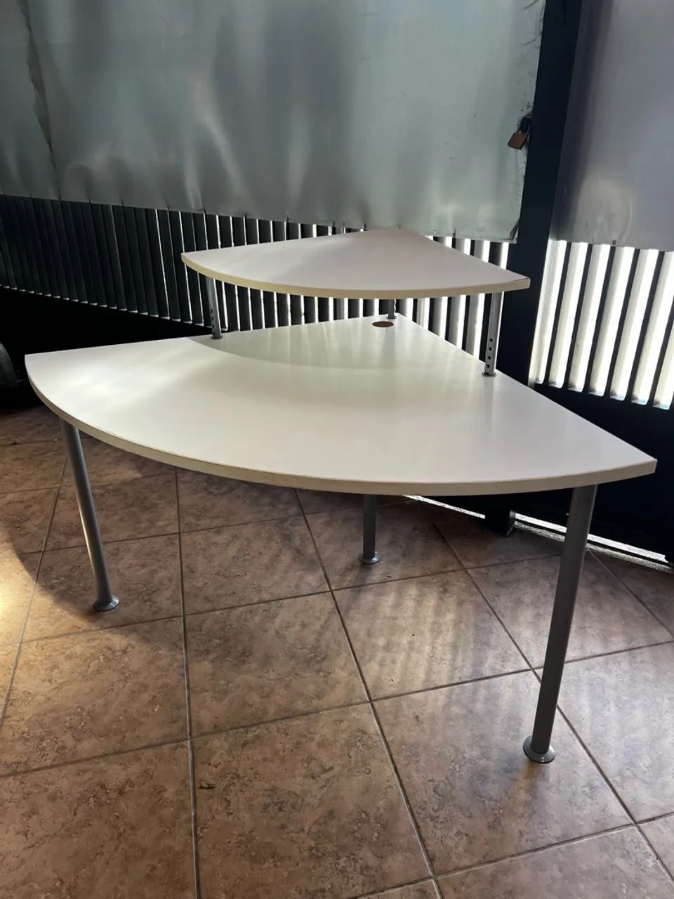 Mesa de canto tok e Stock  - Foto 2
