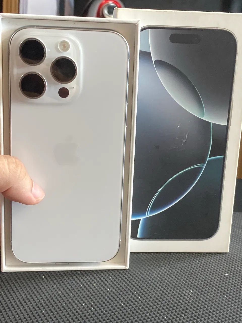 IPHONE 16 PRO 256GB - SEMINOVO COM GARANTIA - Celulares e