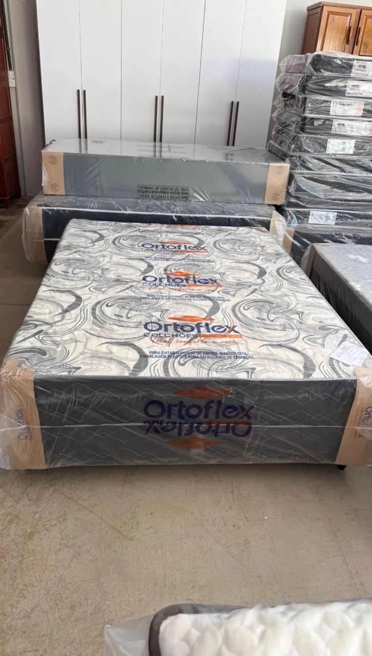 Cama box com molas (novo) agora