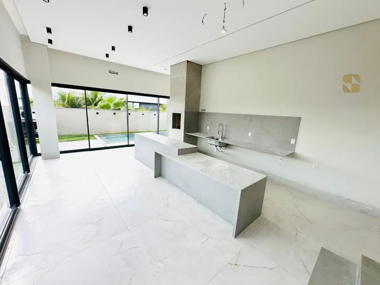 Condomínio Villa Jardim  Cuiabá/MT, Térrea para venda com 235m² com 3 quartos  - Cuiabá -  - Foto 2