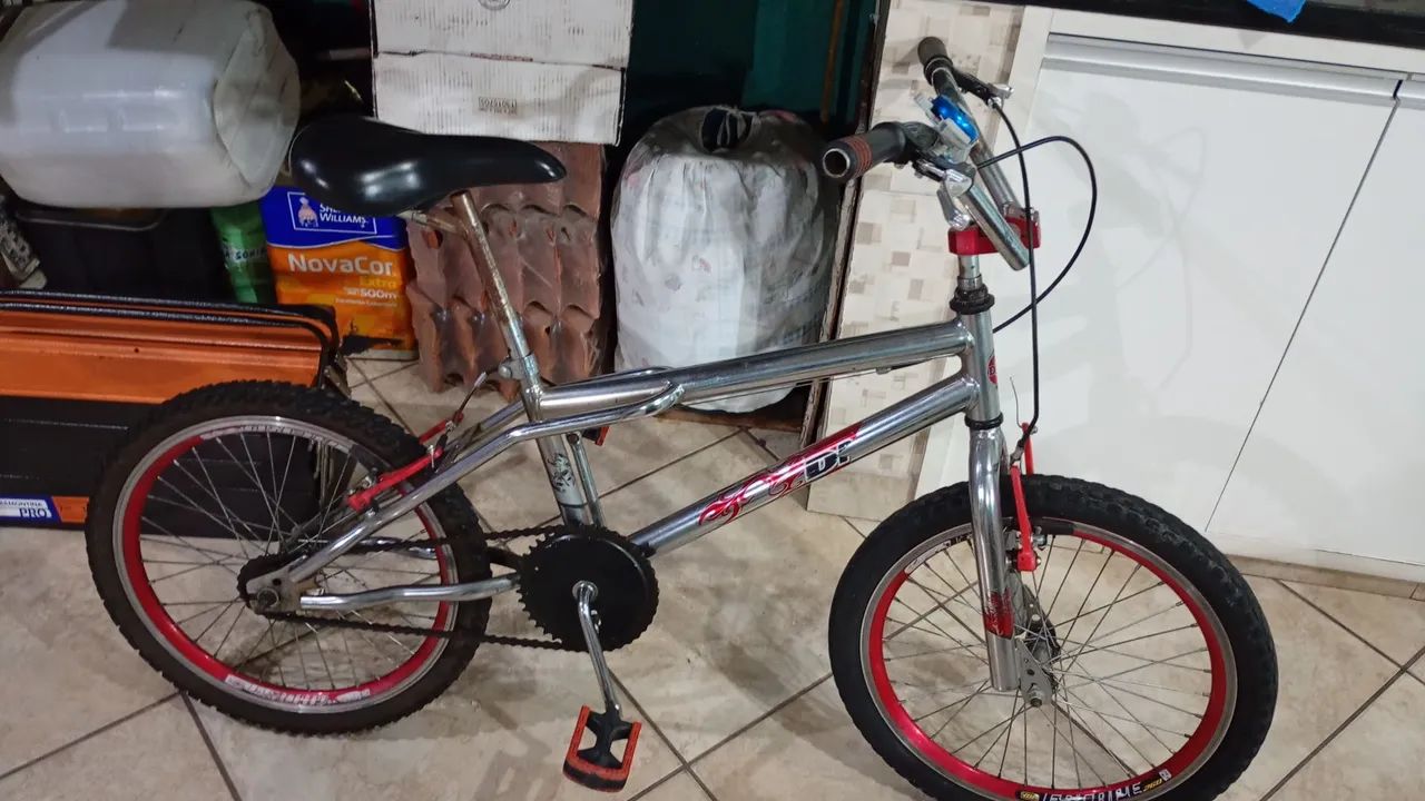 bicicleta aro 20 para sair rápido - Foto 2