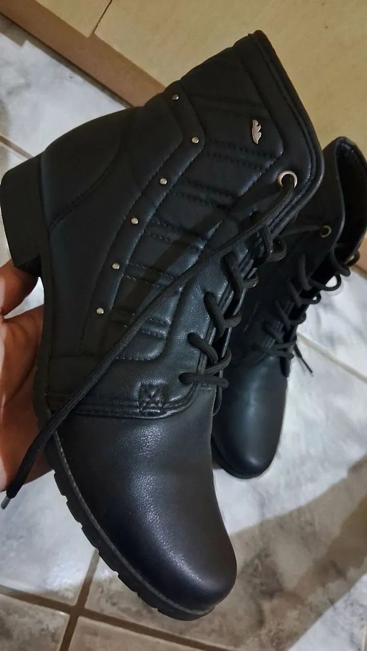 BOTA PRETA (cano curto)
