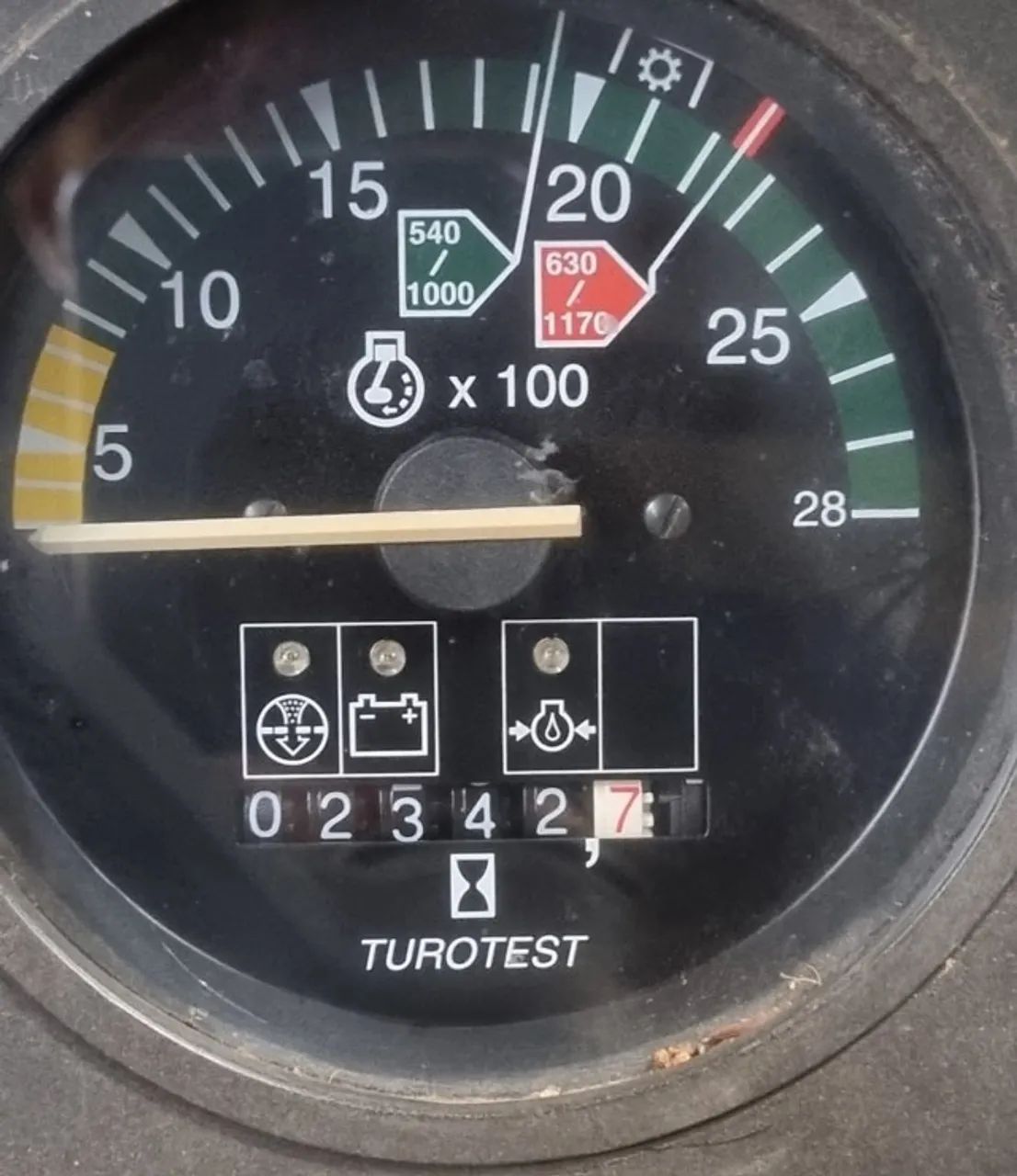 MF 275 Advanced - Foto 3