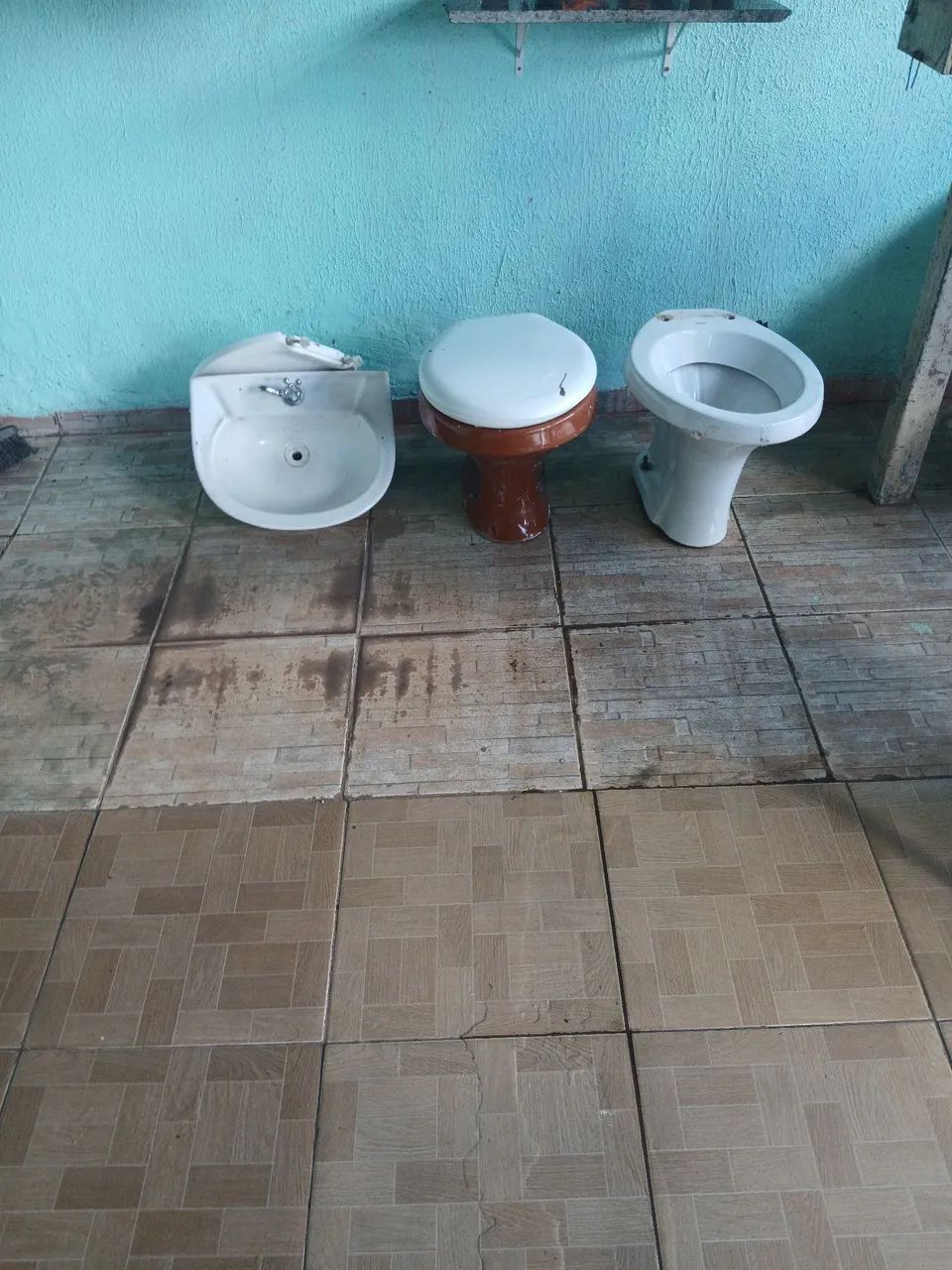 Vaso sanitária e pia 300,00