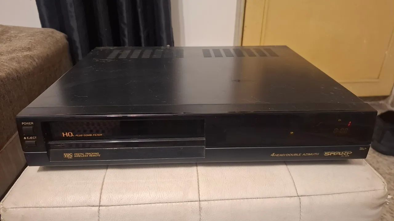Videocassete sharp! Com defeito!