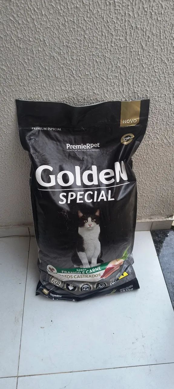 Ração gatos castrados GoldenSpecial