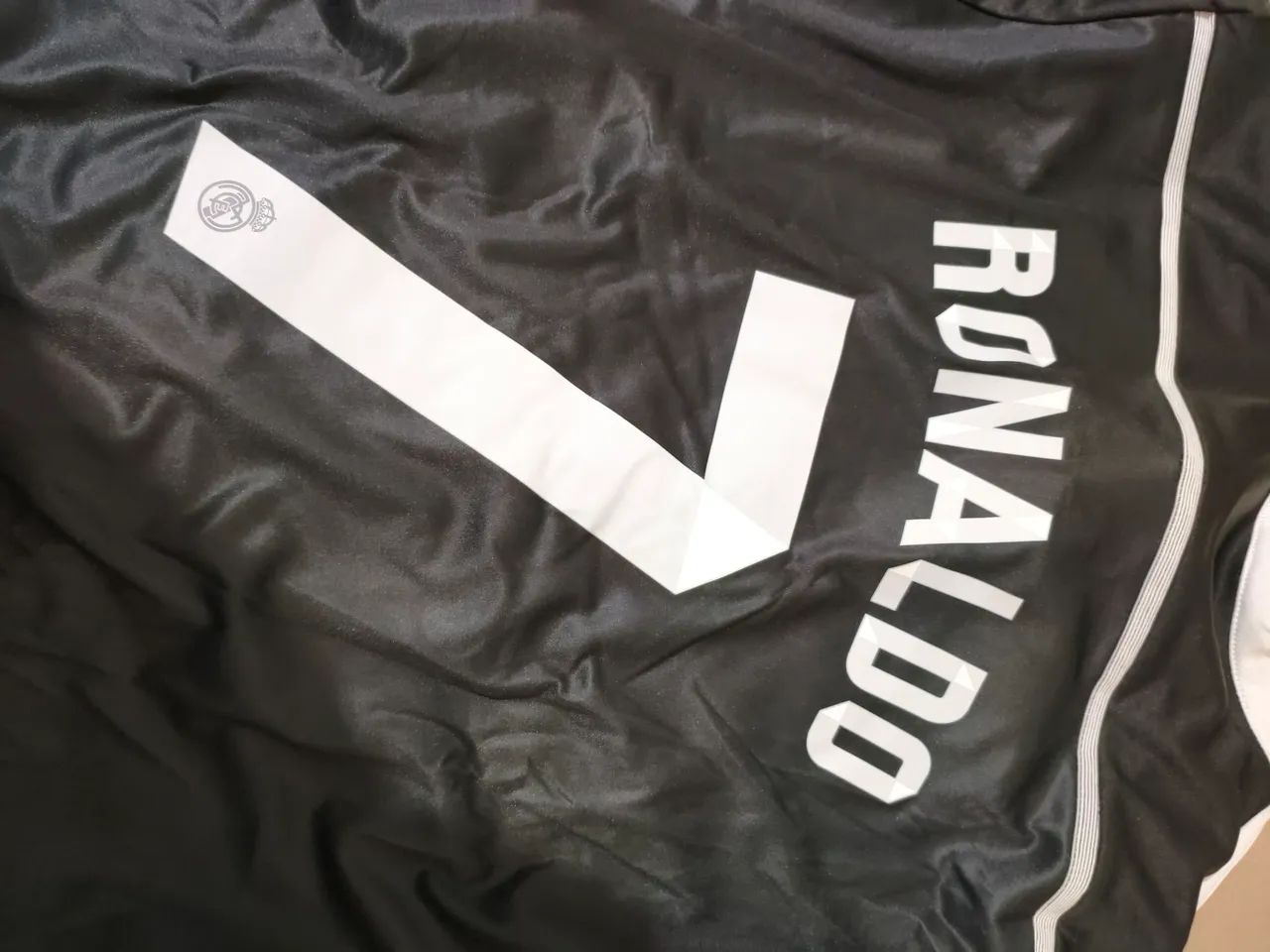 Camisa do Real Madrid Retrô Dragão CR7 - Foto 2