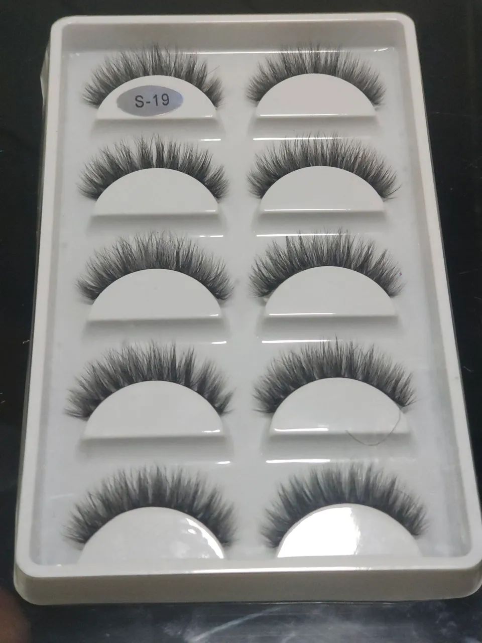 Cílios postiços S-19 volumoso Lully Makeup