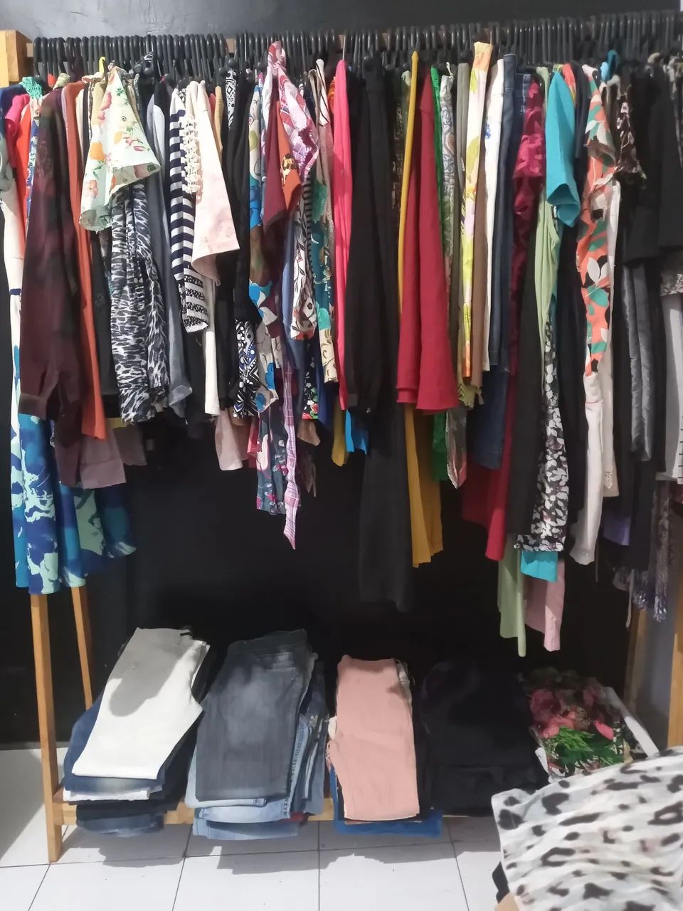 Vendo esses acessórios usados para lojas - Foto 4