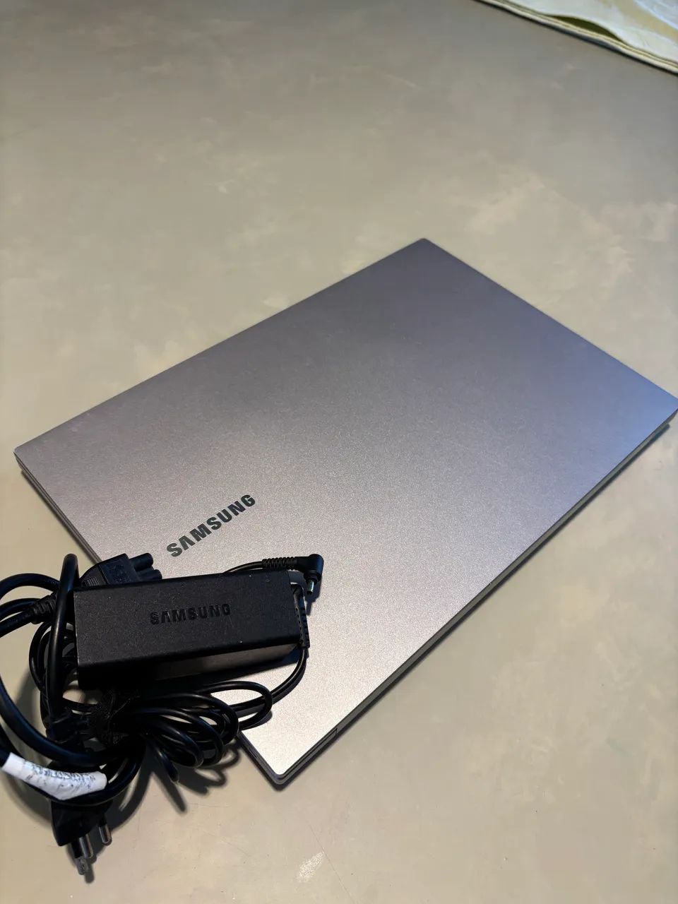 Notebook Samsung Book E20 + Carregador Original Usado - Foto 2