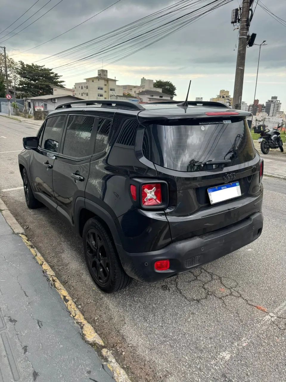 Jeep Renegade Night Eagle 1.8 4X2 Flex Aut. 2018 - Foto 4