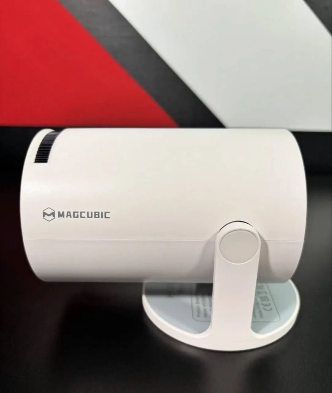 Projetor Ultra Hd - Espelhamento Wifi 4k - EXCELENTE - Foto 3