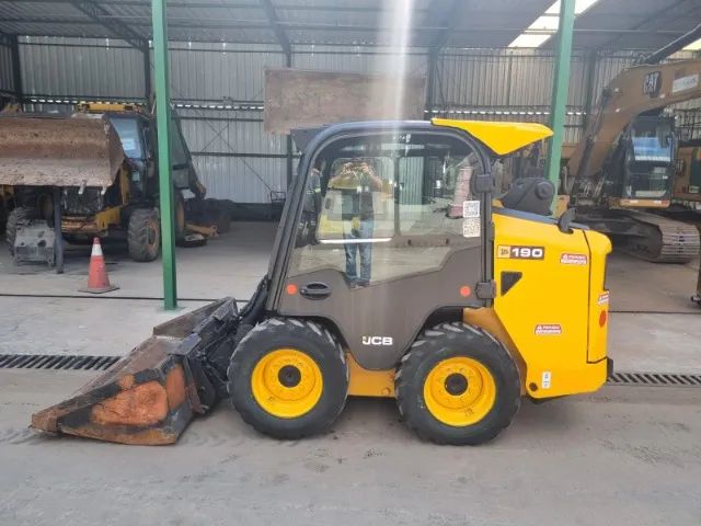Mini Carregadeira JCB Compacto 190 - 2019 - Foto 2