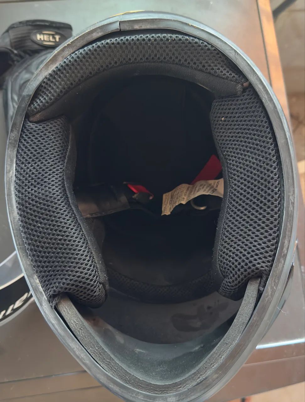 Capacete RX7 viseira fume e luvas  - Foto 3