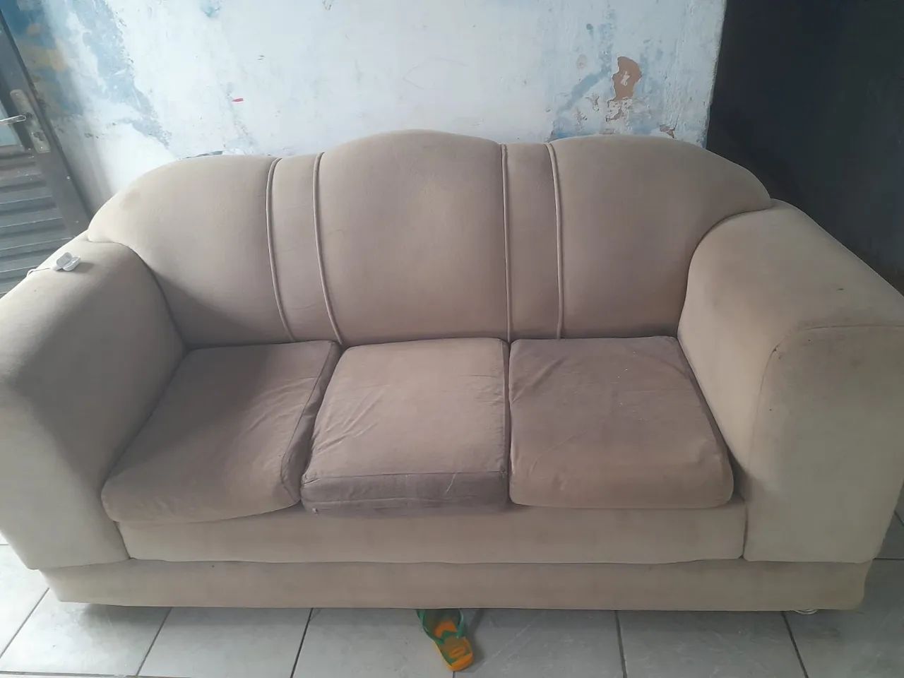 Sofá conservado  - Foto 2