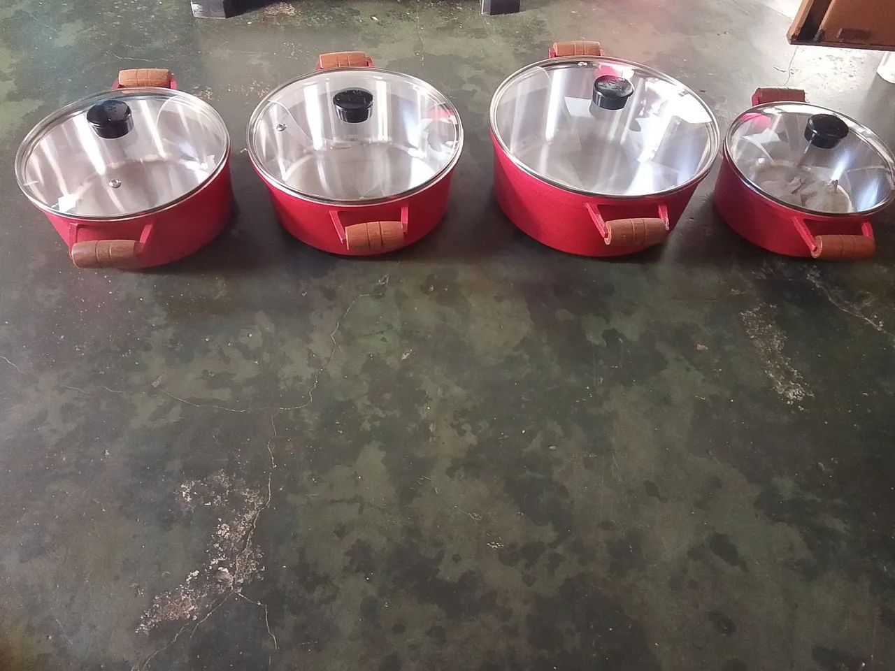 Vendo apenas 4 panelas  - Foto 2