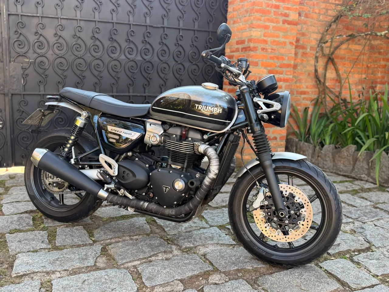 Triumph Speed Twin 1200 cc 2020 - Foto 2