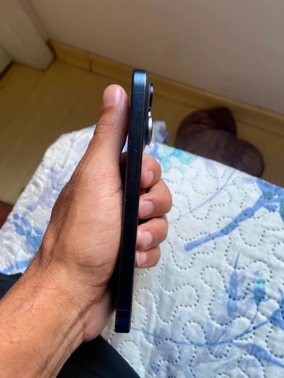 Vendo iPhone 15pro, único dono e nunca aberto.  - Foto 3