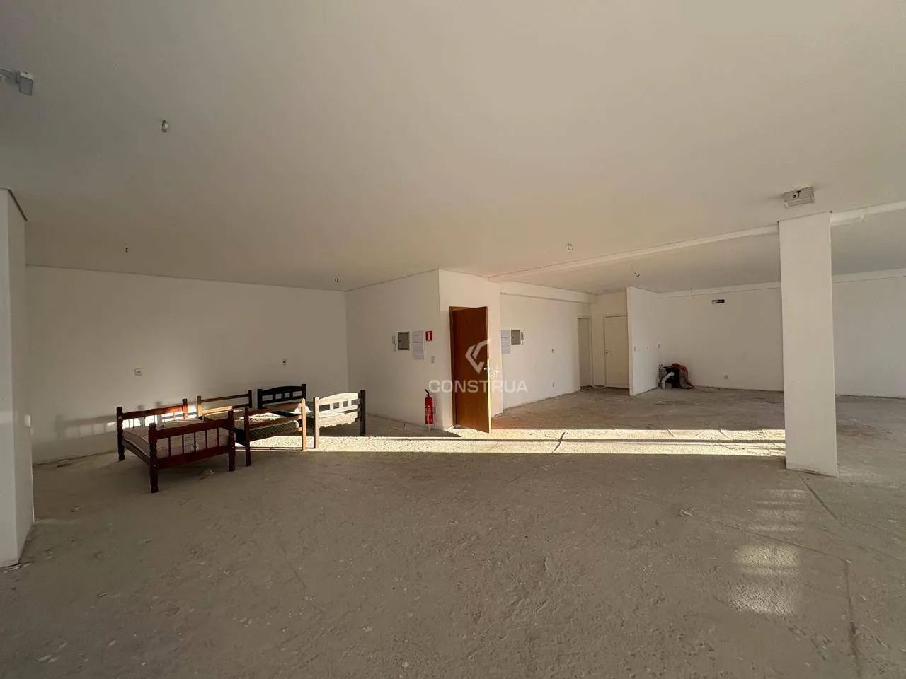 SALA COMERCIAL PARA LOCAÇÃO NA AVENIDA ÂNGELO SIMÕES EM CAMPINAS/SP - Foto 2