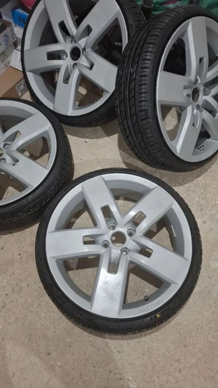 Rodas 18