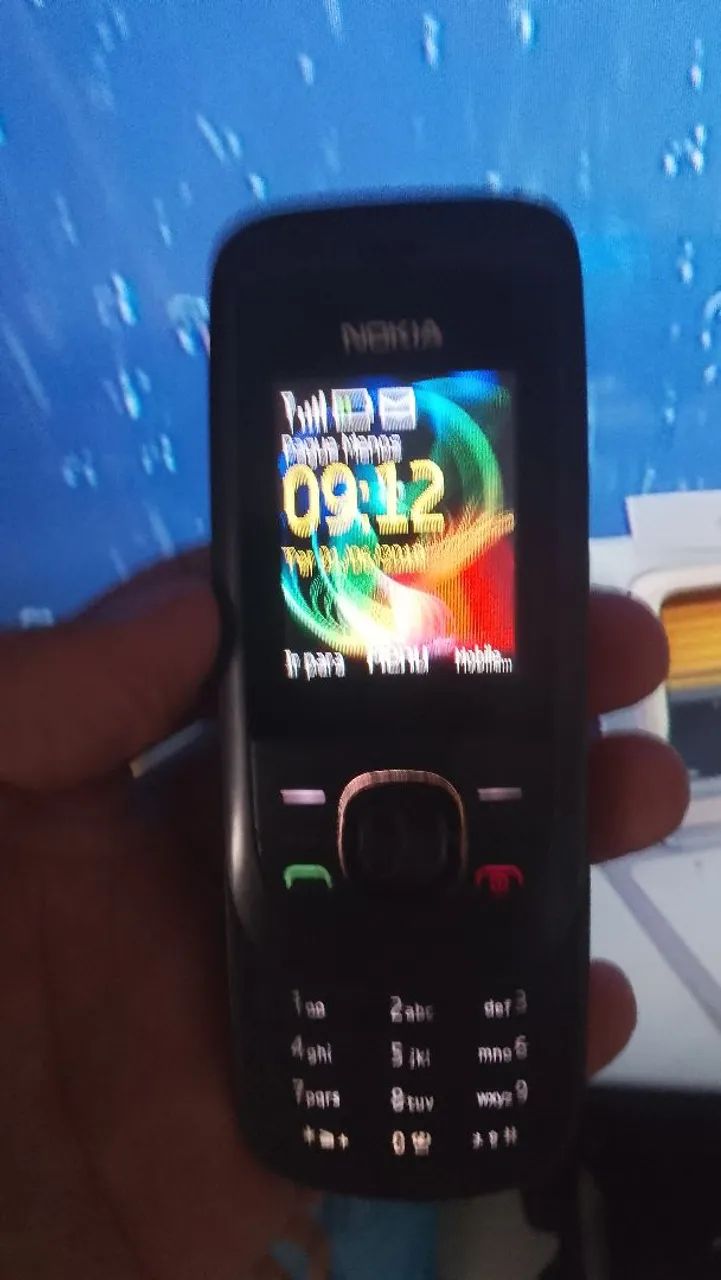 NOKIA 2220 COM CARREGADOR 