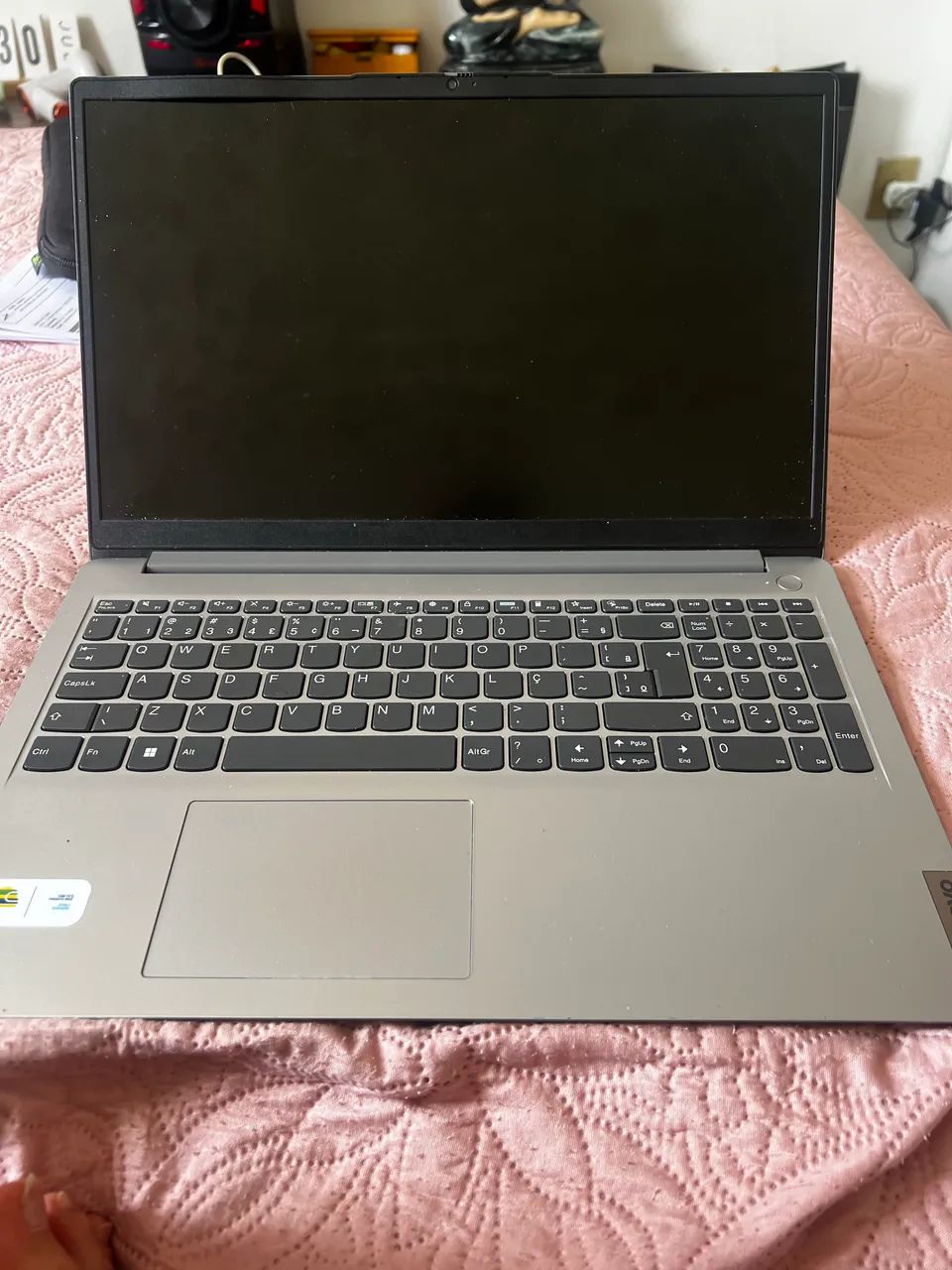 Notebook Lenovo em perfeito estado com garantia de loja 