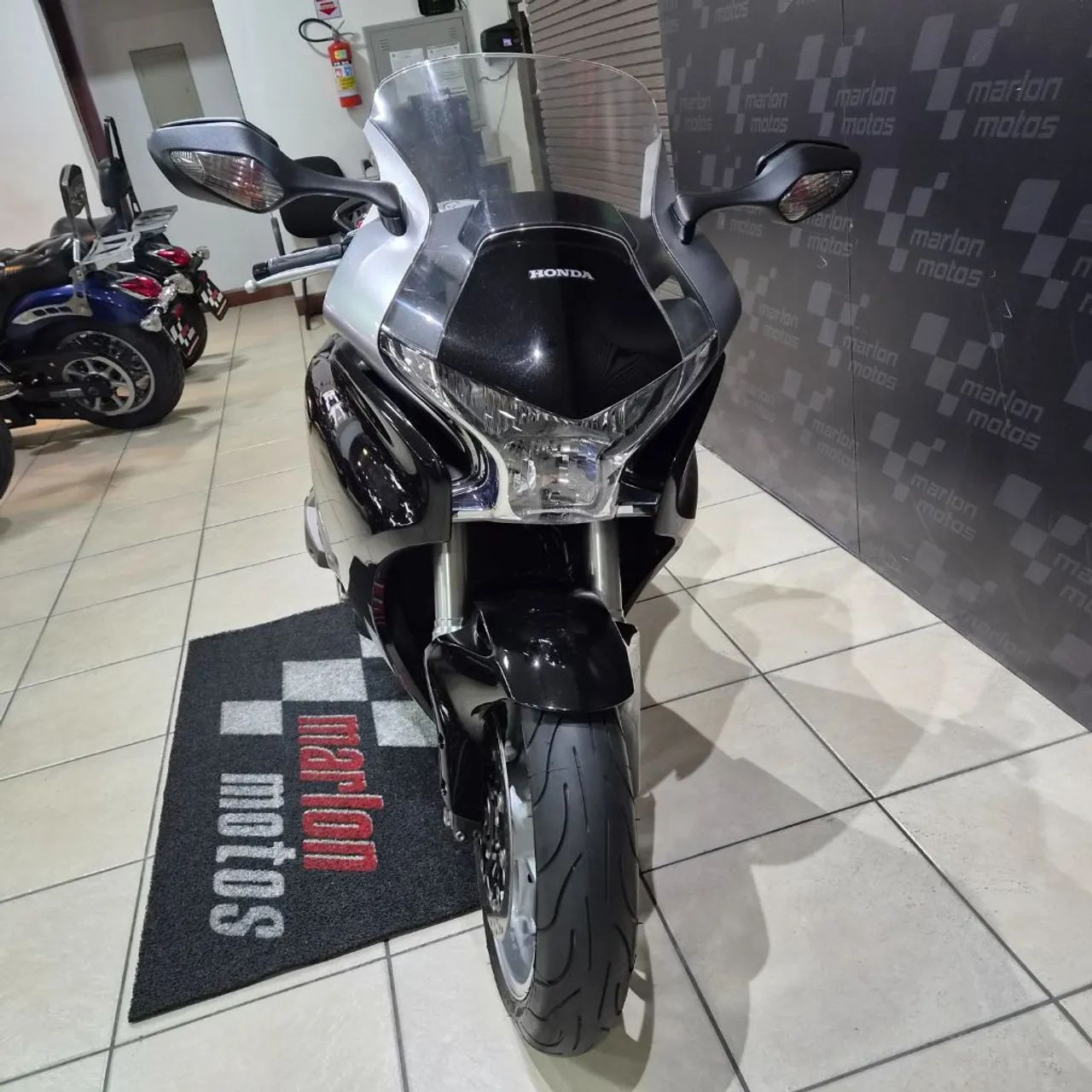 VFR 1200F - Foto 5