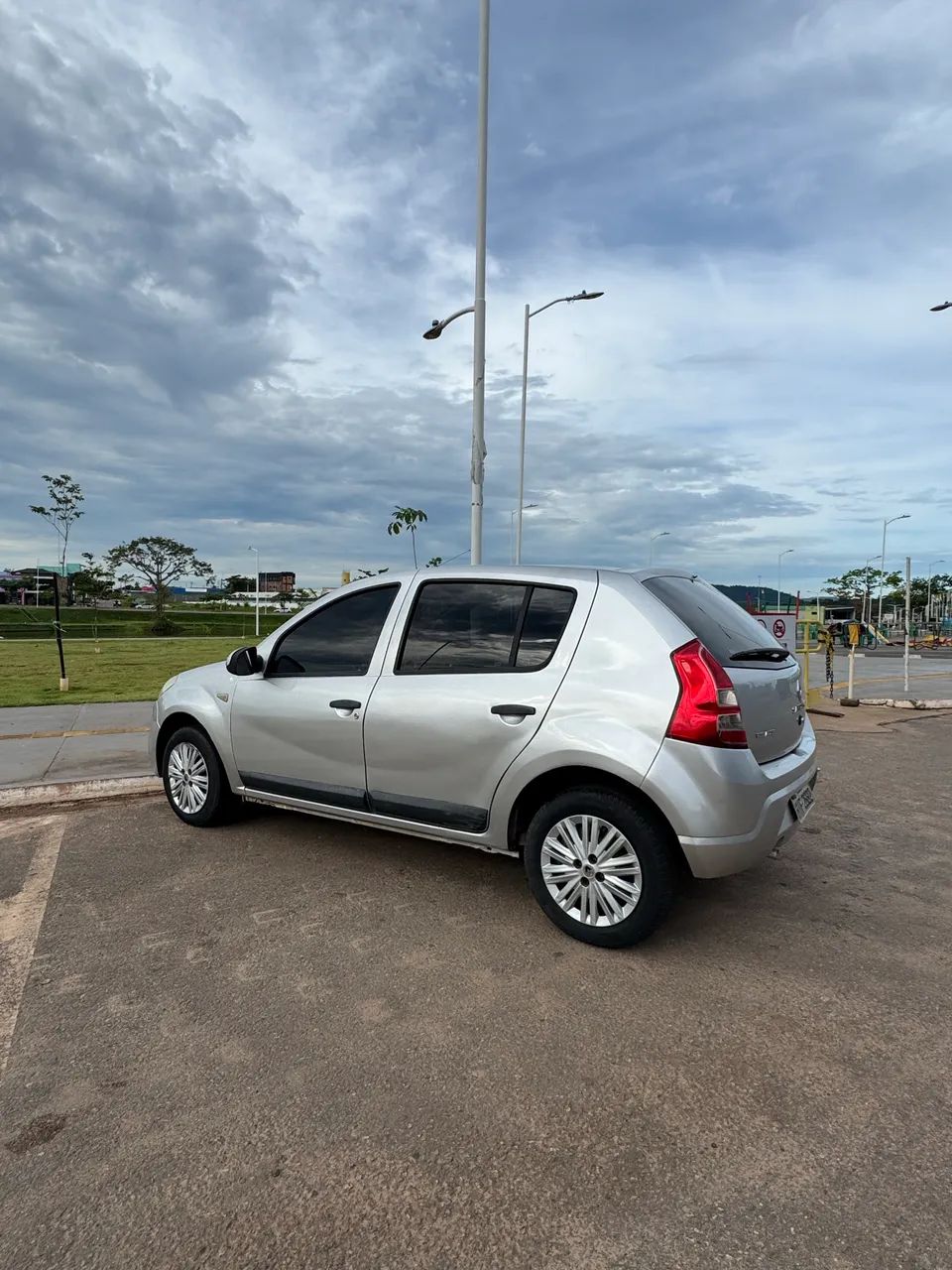 Renault Sandero 2012