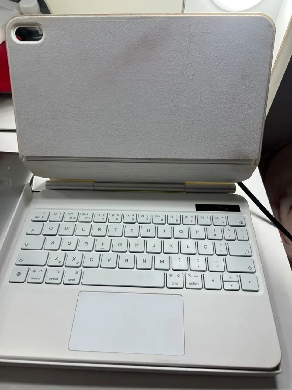 Magic Keyboard Folio para iPad (10.ª Geração) - Apple - Original com Caixa - Foto 3